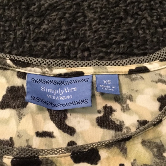 NWT Women's Vera Wang top - Picture 4 of 5